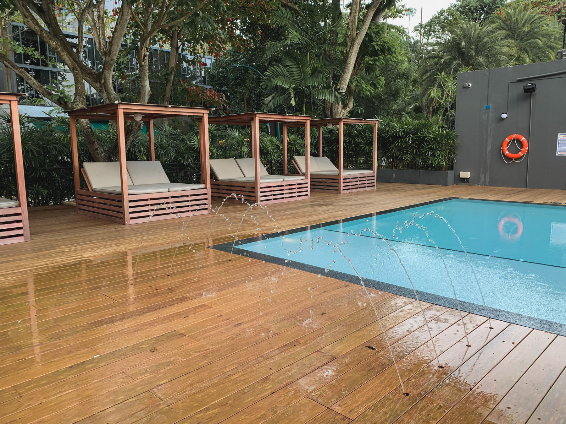 Onewood Timber Deck at Beachside