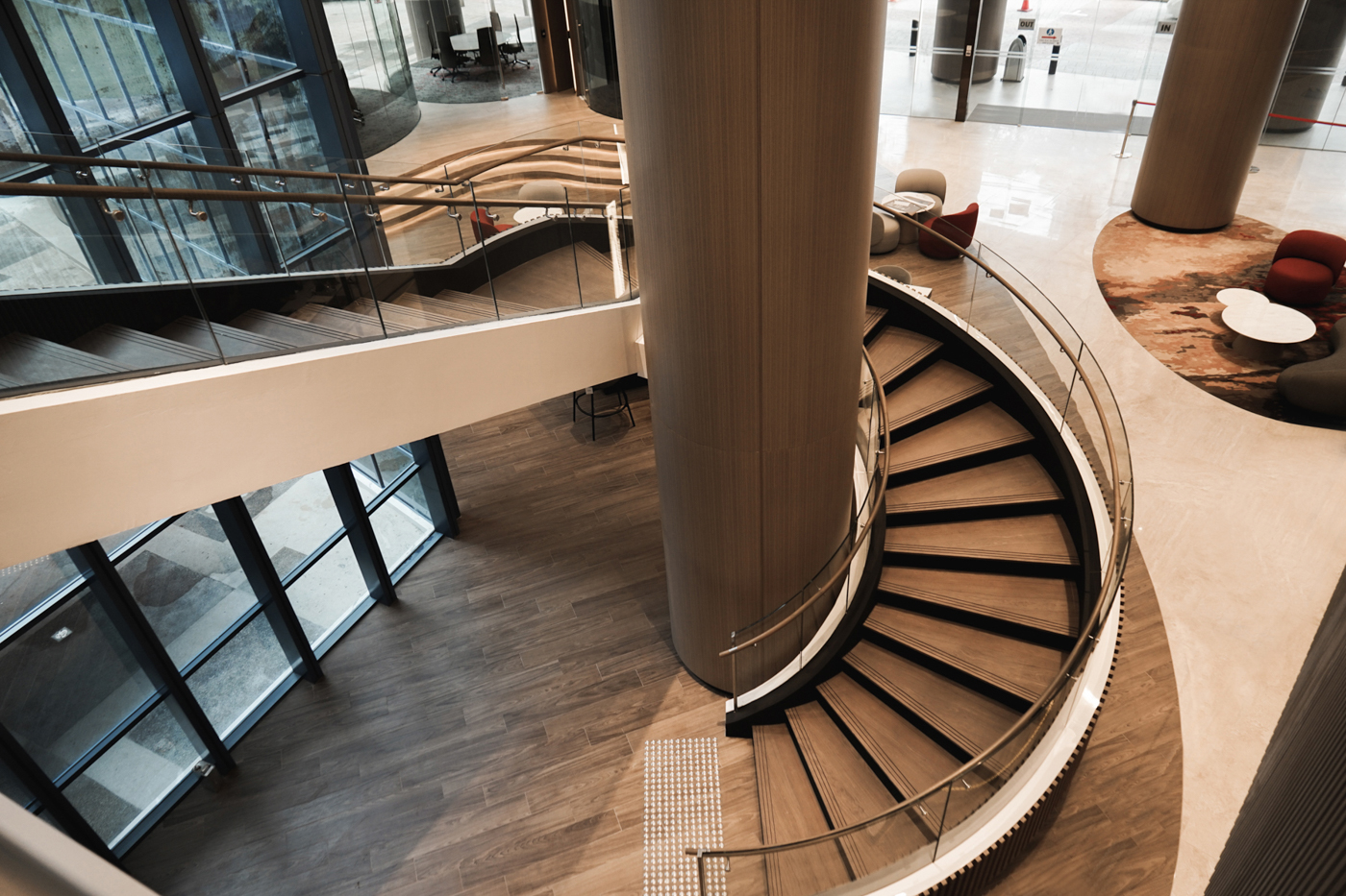 Onewood Spiral Staircase Tread and Curved Handrail